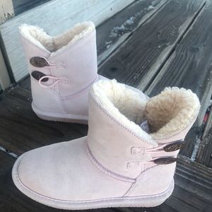 Bear paw boots